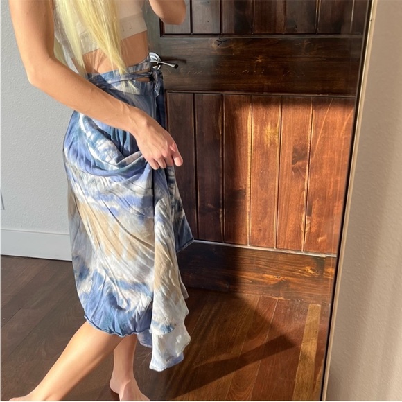 Tie Dye Skirt - Picture 2 of 3